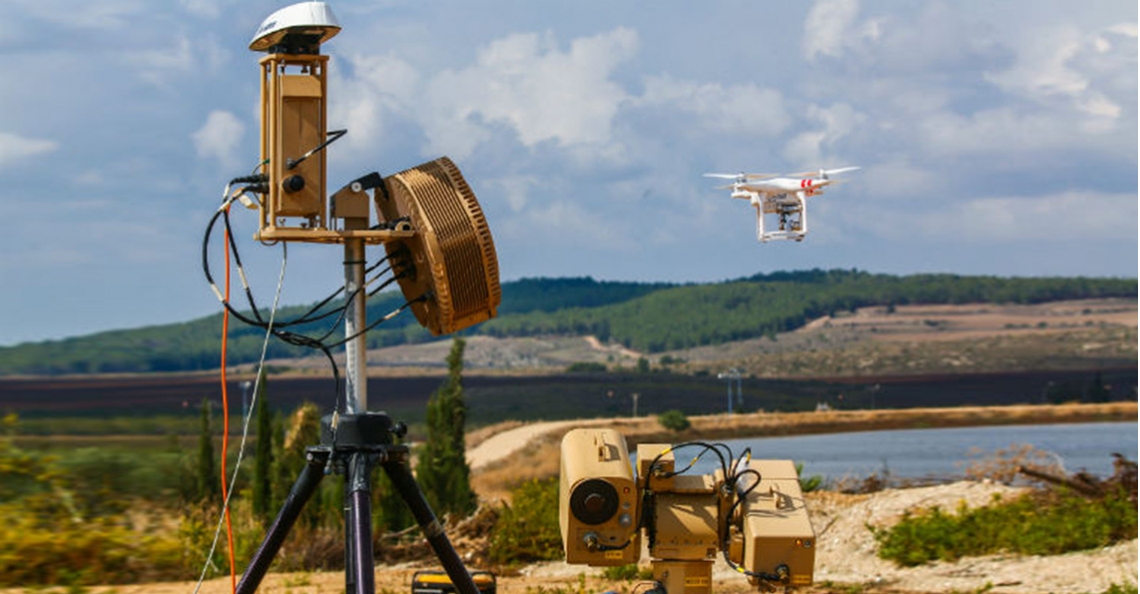 Israëlisch bedrijf presenteert 'Drone Dome' anti-drone-systeem 