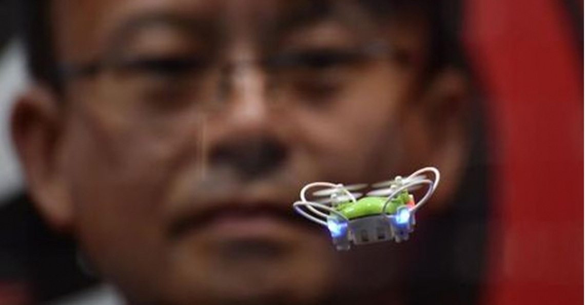 Nano-drone op International Tokyo Toy Show 2016