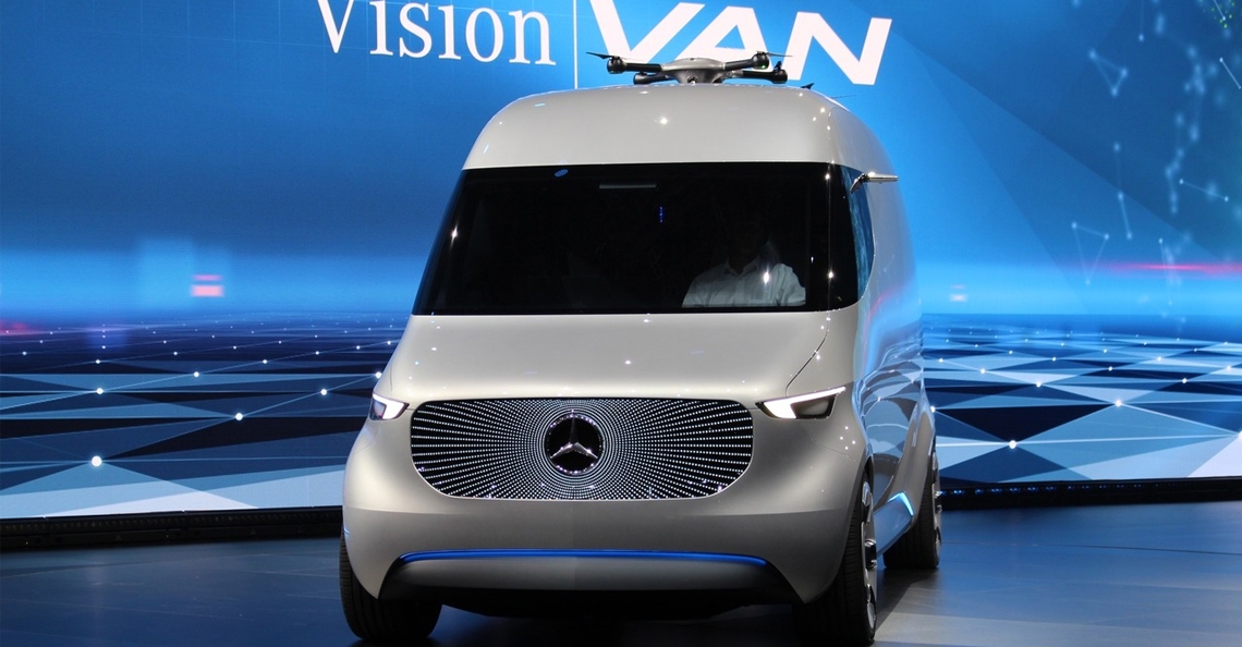 Mercedes-Benz bezorgbus van de toekomst heeft drones op het dak