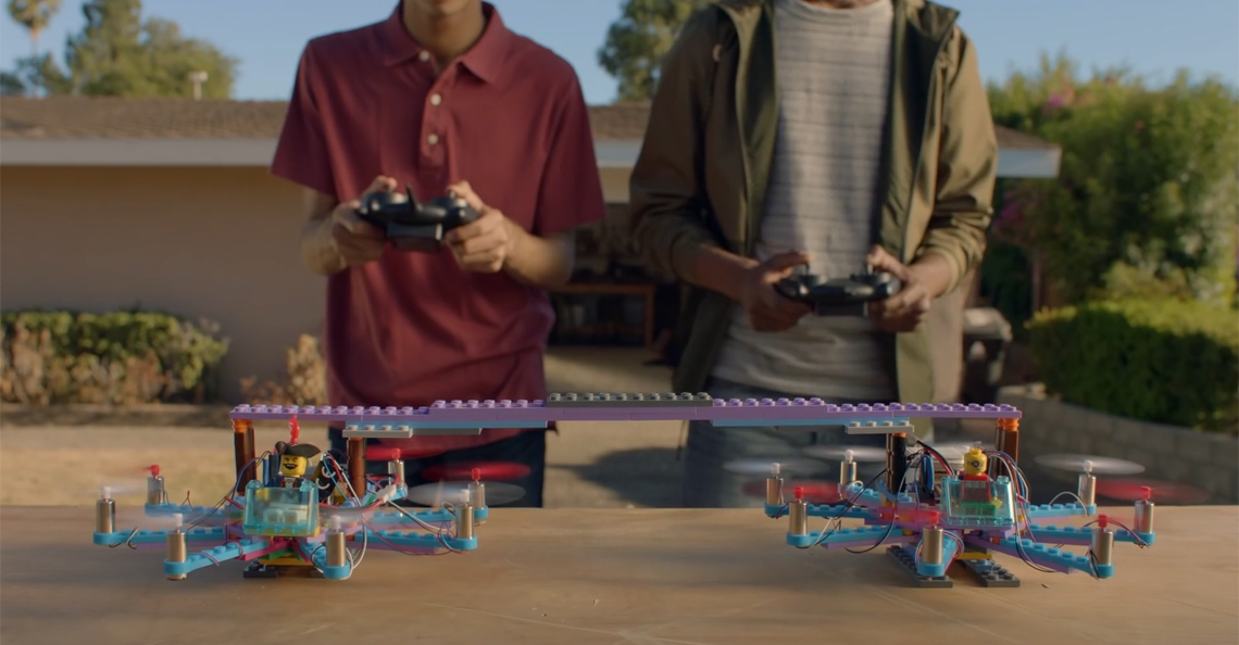 Bouw eenvoudig je eigen octocopter met Flybrix Lego drone