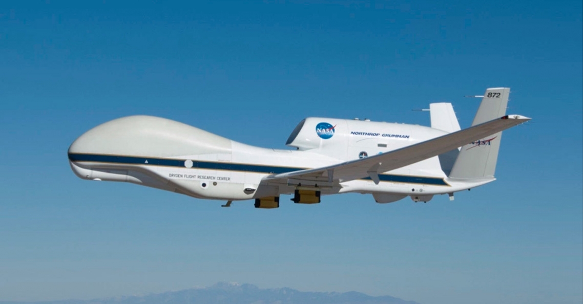 NASA vliegt met een enorme drone boven orkaan Matthew