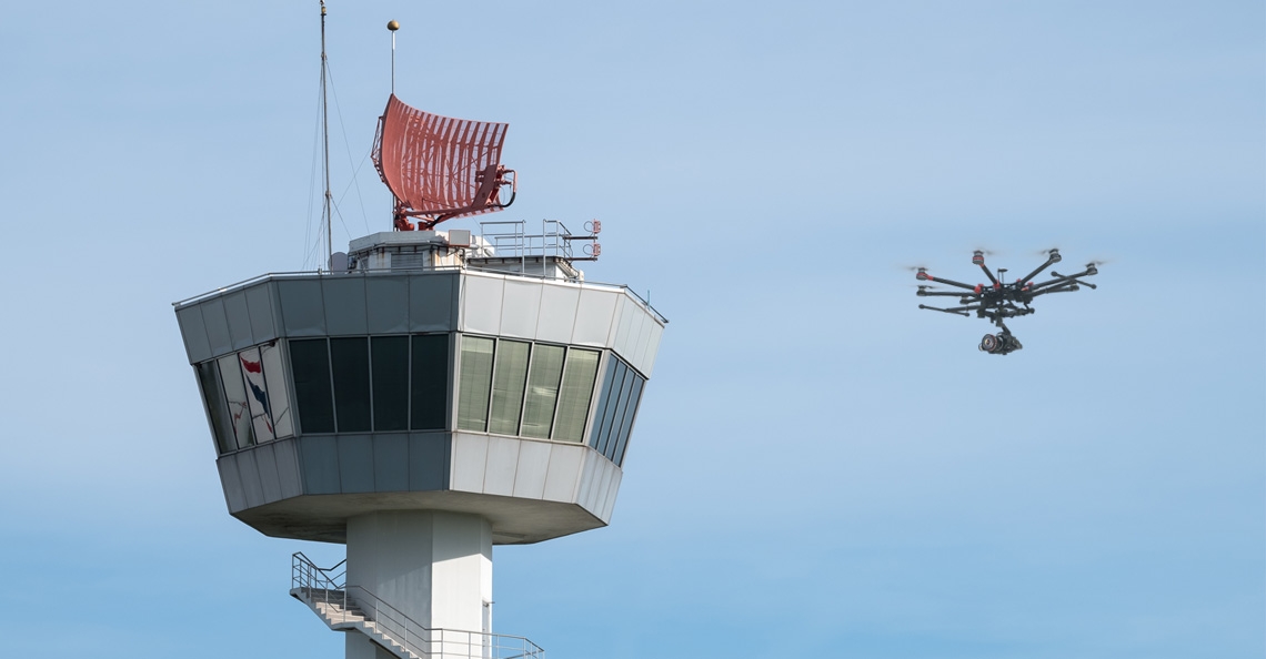 Vanaf 2018 ruimte voor drones op vliegveld Groningen Airport Eelde