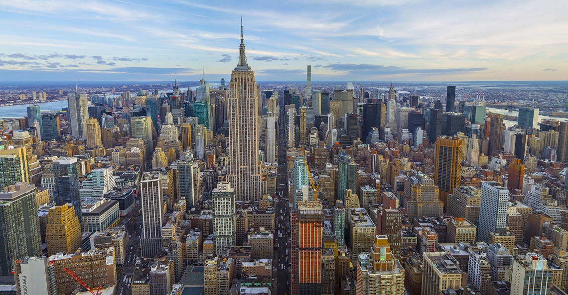 New York City vanuit de lucht in 12K!