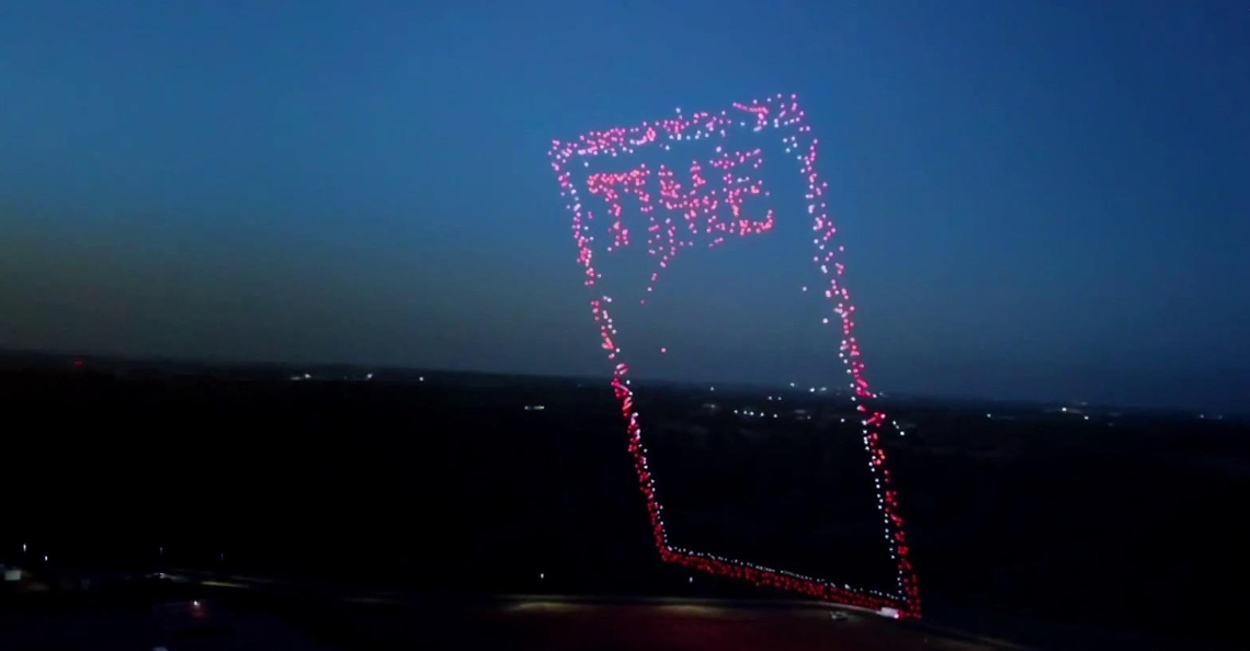 Iconische cover TIME magazine gemaakt met 958 drones