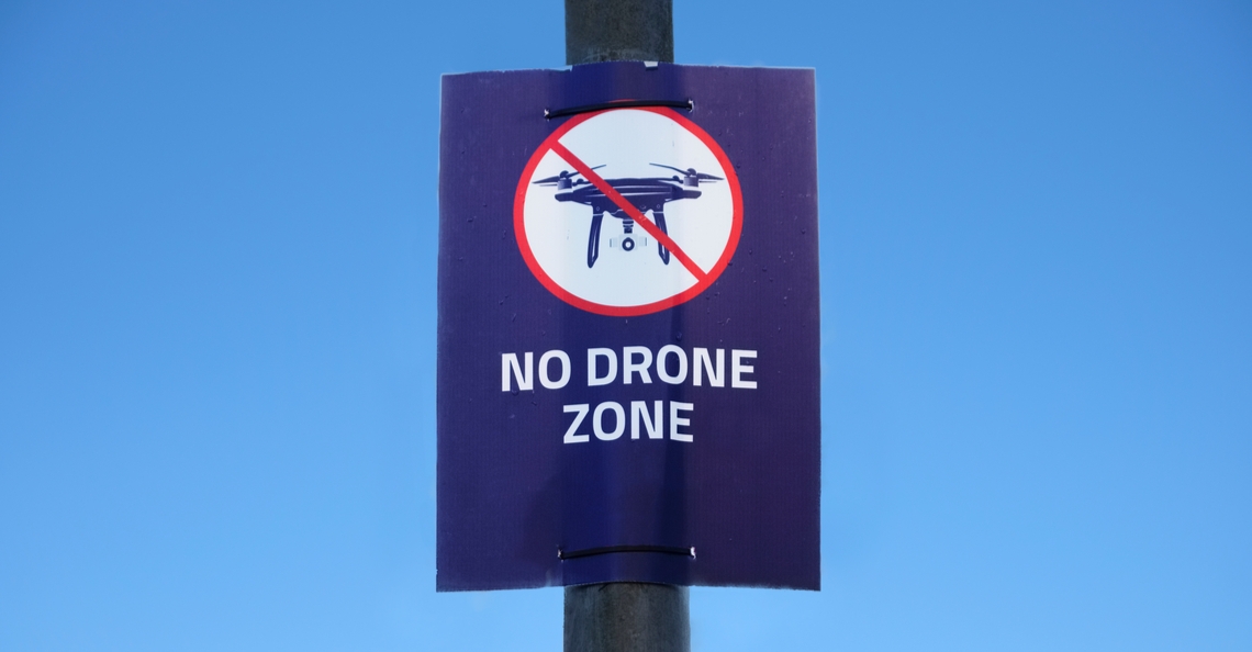 Drones in Verenigd Koninkrijk voortaan verplicht 5km afstand te houden van vliegvelden