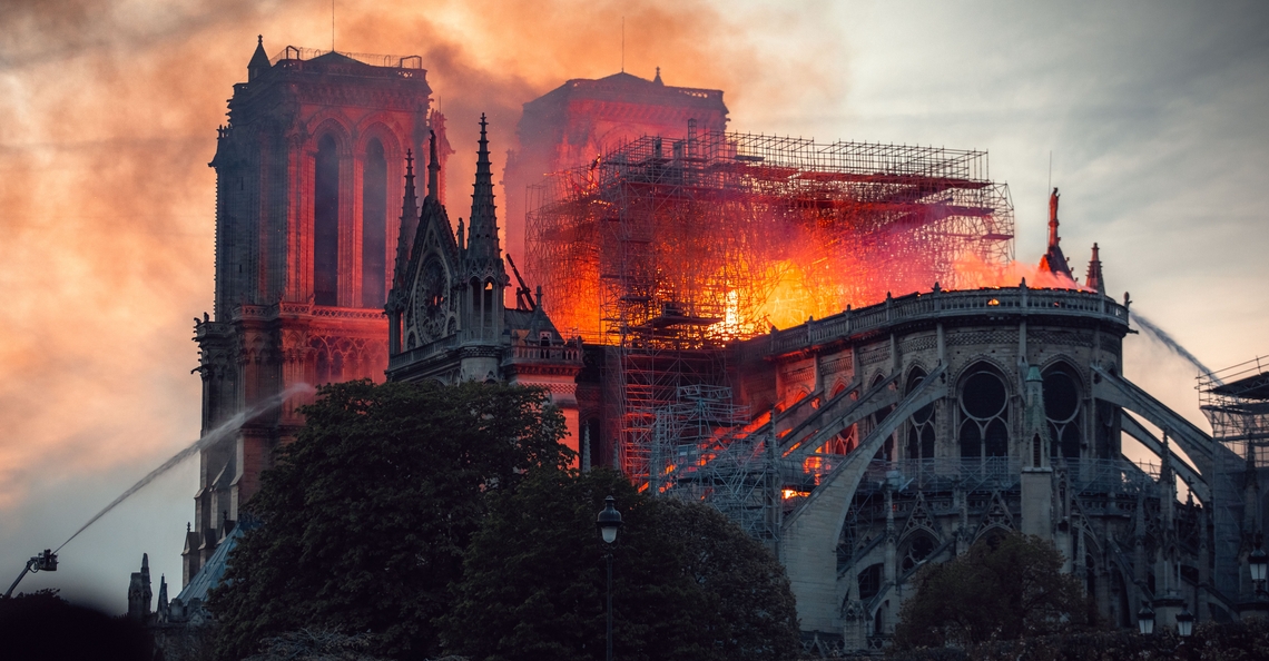 DJI drones droegen bij aan blusoperatie Notre Dame