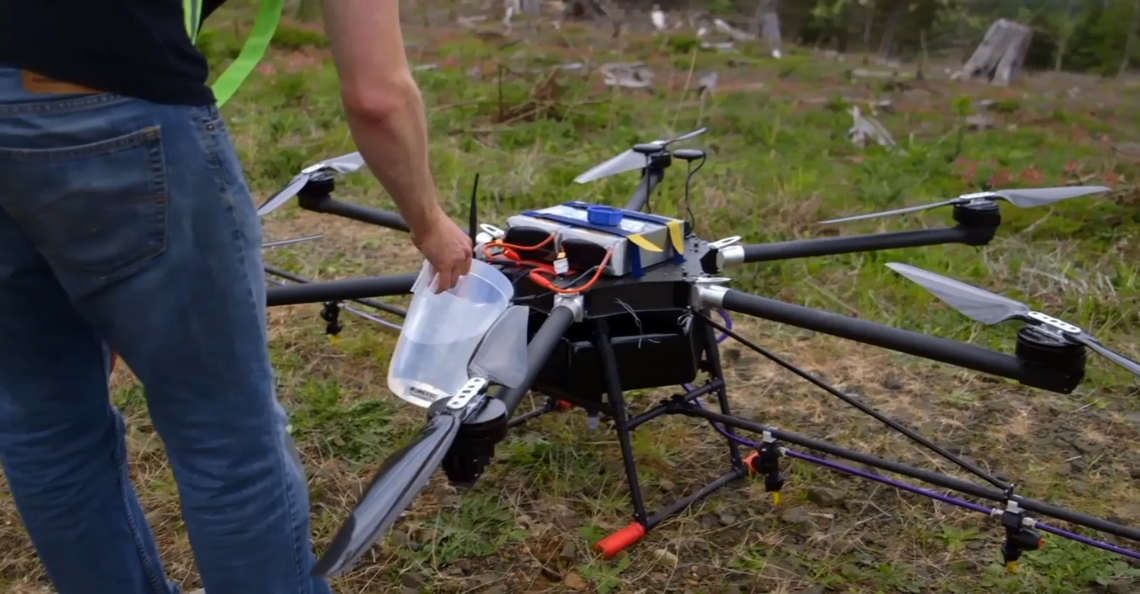 Amerikaans bedrijf plant bomen met drones