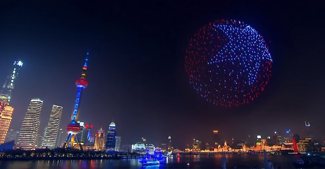 Alle lichtshows met drones tijdens de jaarwisseling 2020