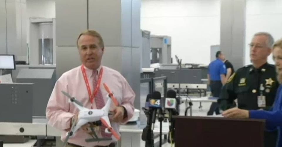 Amerikaanse luchtvaartmaatschappijen weren drones van vliegtuigen