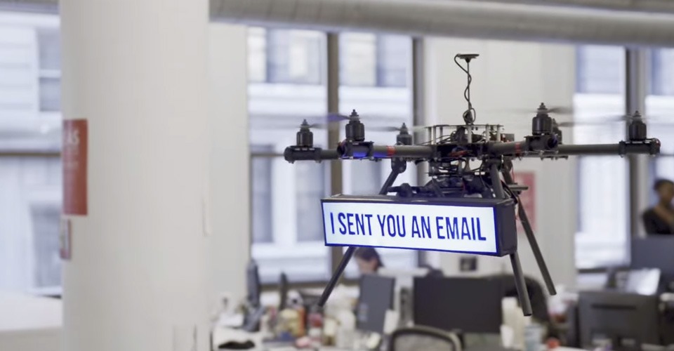 Waarom drones nog niet thuis horen op kantoor