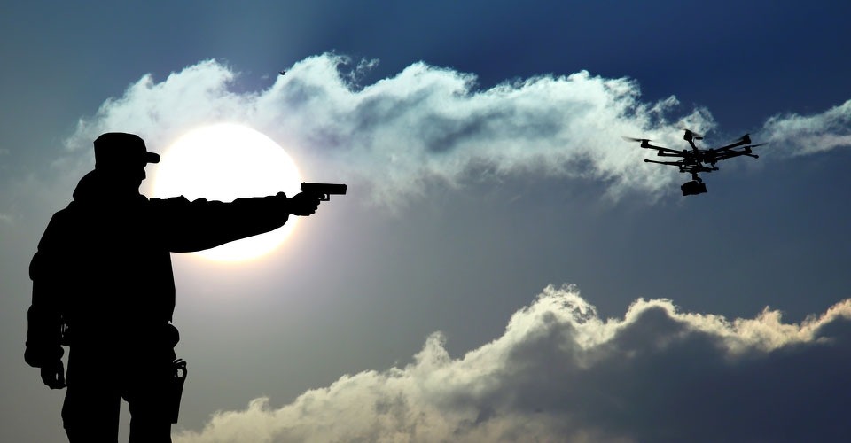 Man knalt drone neer en wordt vrijgesproken van aanklachten