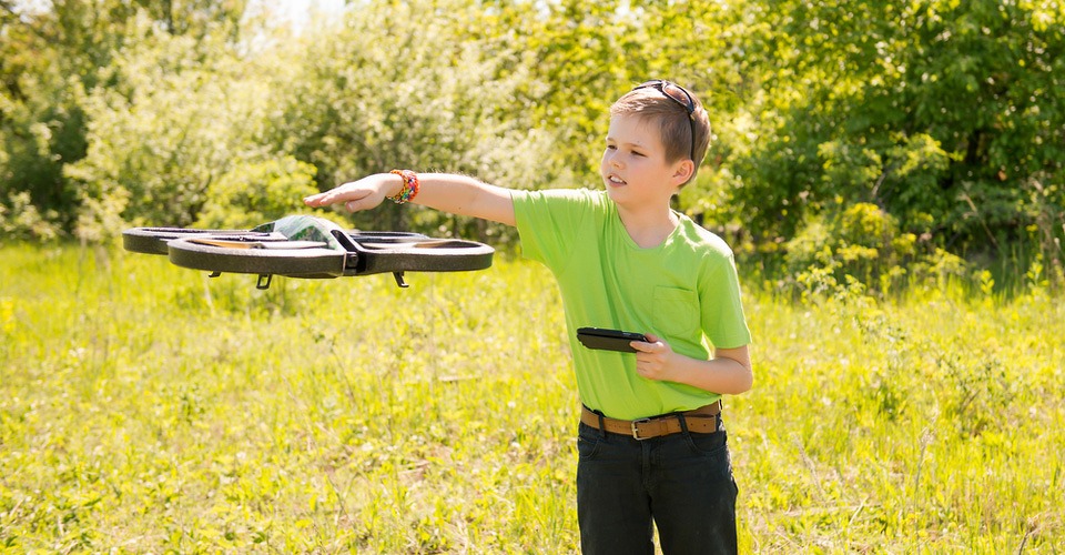 betrouwbaarheid Ik denk dat ik ziek ben leugenaar Project Drone-Age laat jongeren zich ontwikkelen op het gebied van drones