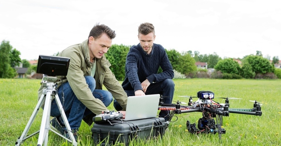 NLR eerste erkende vliegopleiding voor drones (RPAS)