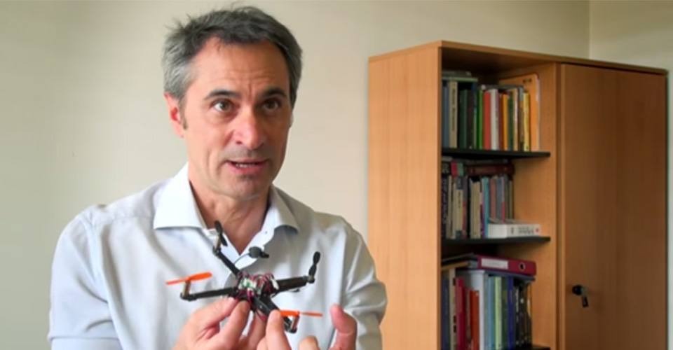Zwitserse onderzoekers demonstreren opvouwbare drone