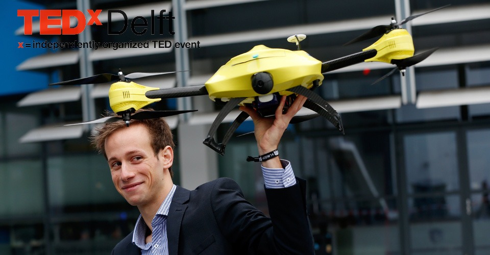 Alec Momont, bedenker Ambulance-drone spreekt op TEDxDelft
