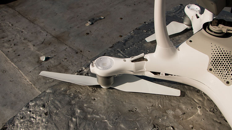 DJI Phantom 4 crasht ondanks obstakel-ontwijktechnologie