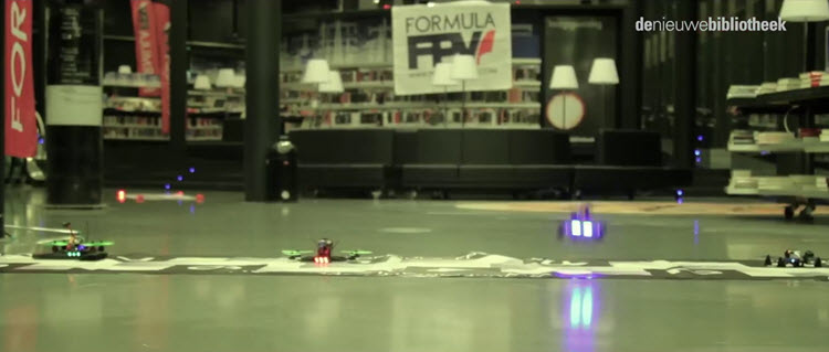 Drone race in De nieuwe bibliotheek in Almere