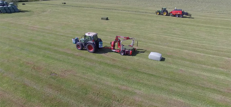 Balen persen gefilmd met DJI Phantom 3 Professional drone