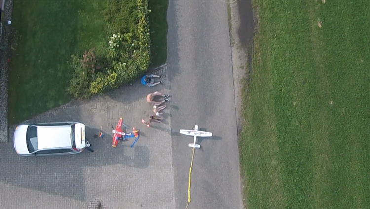 Heerlijk stukje vliegen met drone en twee vliegtuigen