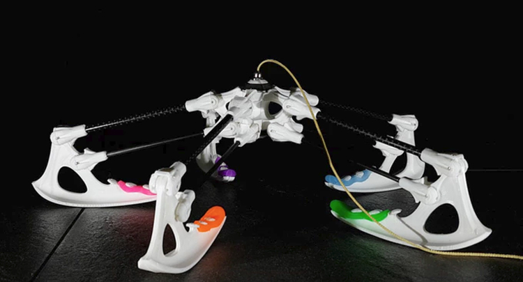Pak objecten op met je drone dankzij de Mantis Carbon klauw
