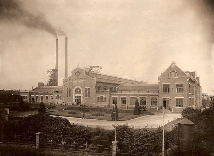 De Weggebekker vijver en omgeving gefilmd door een drone