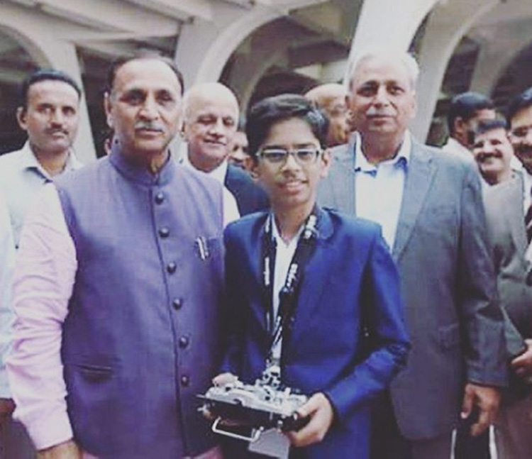 14-jarige jongen tekent deal met Indiase overheid voor zijn anti-landmijn drone