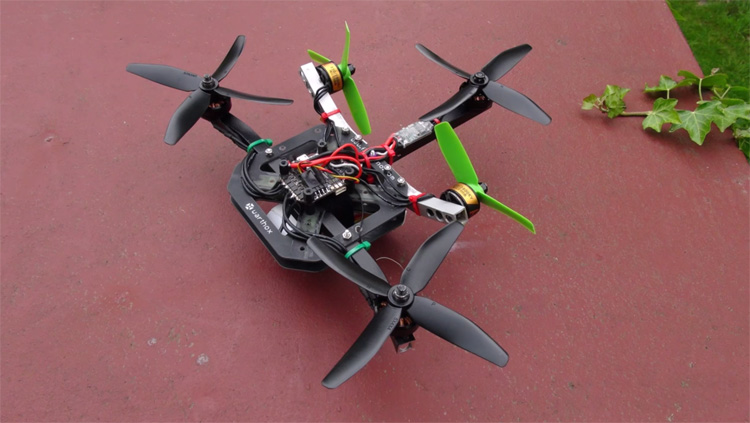 Flyduino - Pentacopter (3+2)
