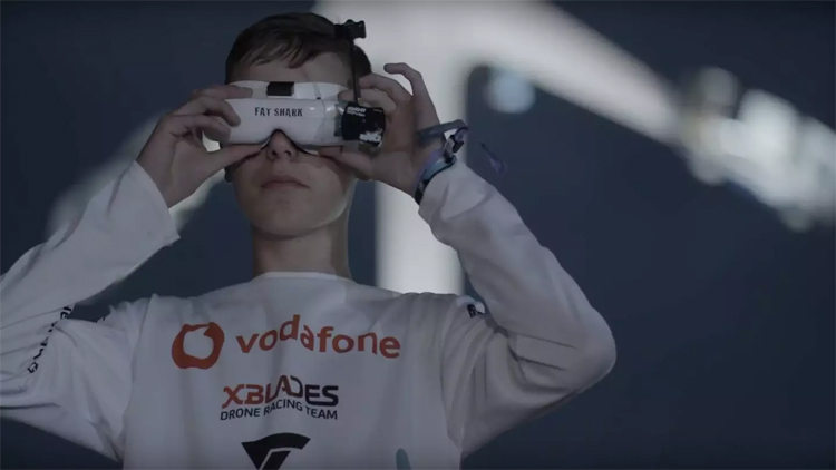 Luke Bannister en Vodafone breken wereldrecord snelste dronevlucht