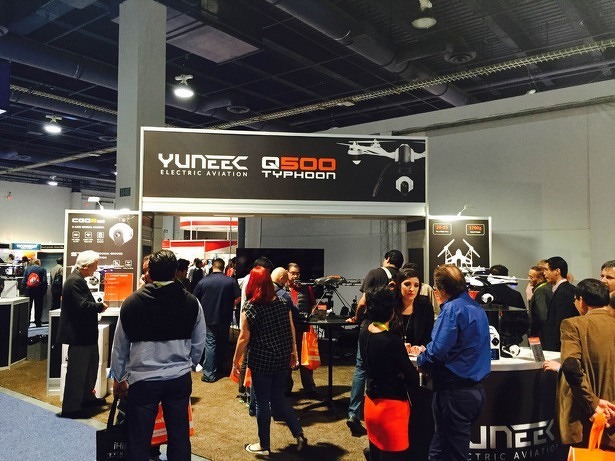 ces-2015-booth-yuneec