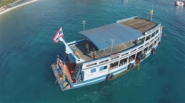 drone-zee-strand-thailand-kah-tao