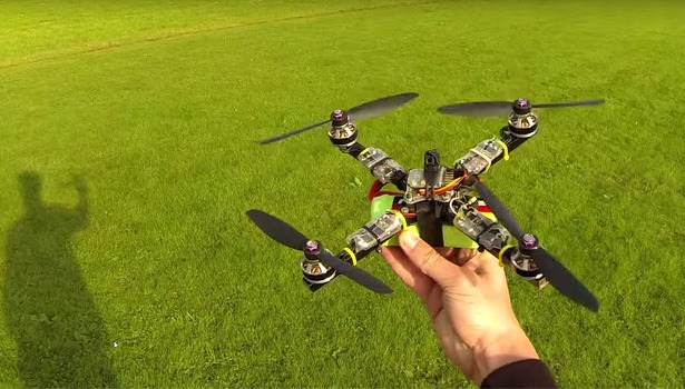 snelheidsduivel-drone-drones-quadcopter-quadmov-615x350r