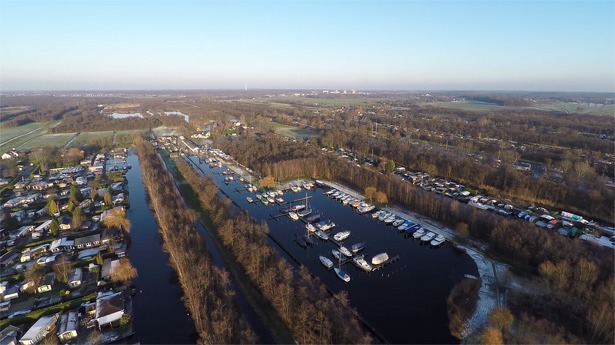 winters_loosdrecht_dji_phantom_drone_klein